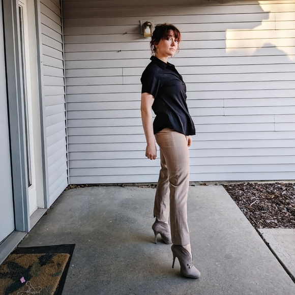 Black Button Up Raw Edge Top - Picture 7 of 8